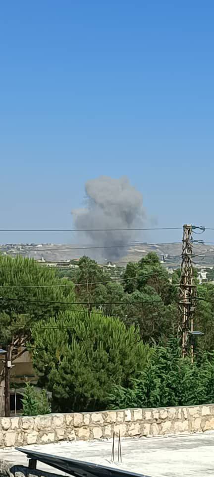 اغار الطيران الاسرائيلي مستهدفا اطراف بلدة القنطرة جنوبي لبنان